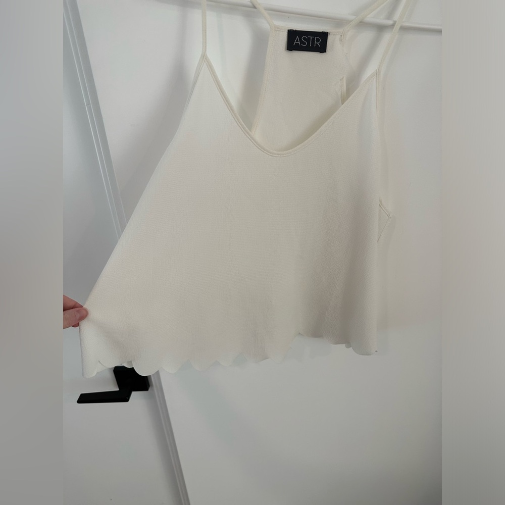 ASTR white scalloped top